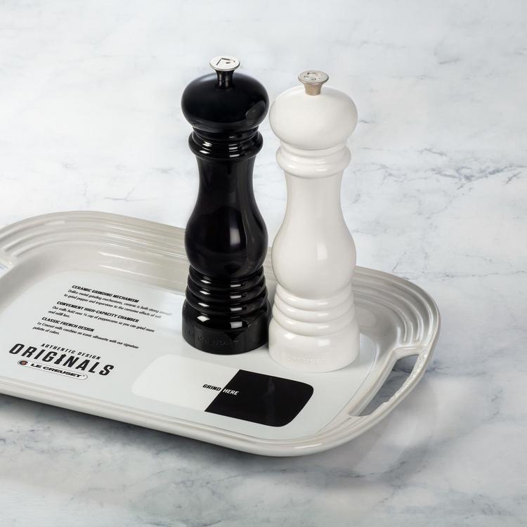 Le Creuset Salt and Pepper Mill Set - Black & White