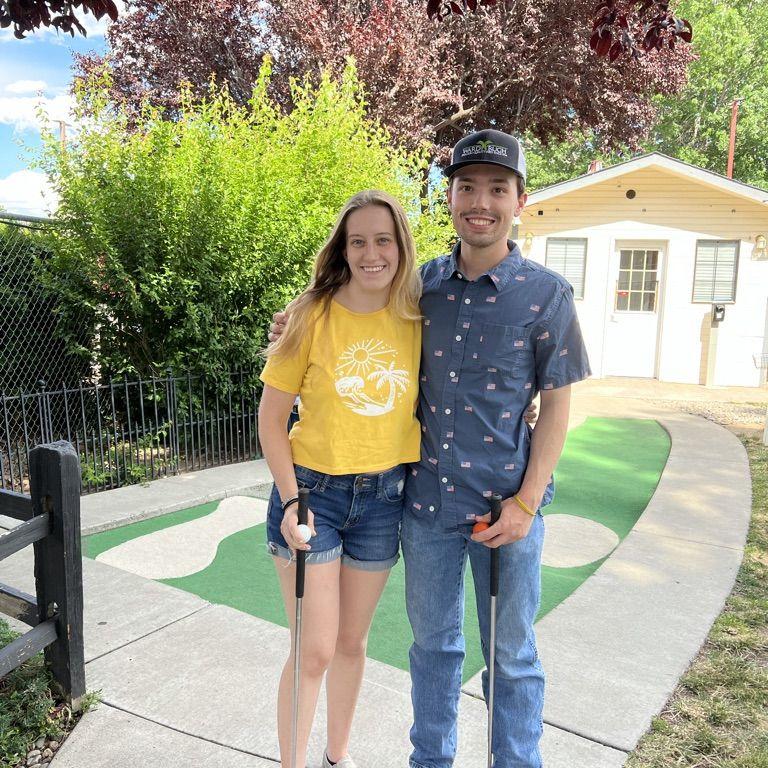 Mini golf date on the 4th of July! (July 2022)