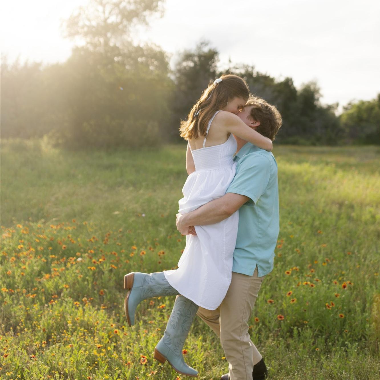 Photo courtesy of Colette Elyse Photography, www.coletteelysephotography.com