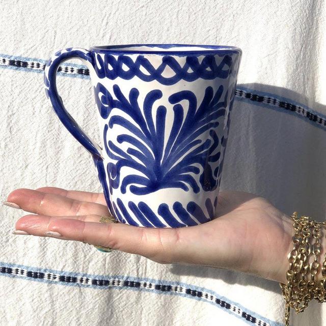Pomelo Casa - Mug with hand painted designs