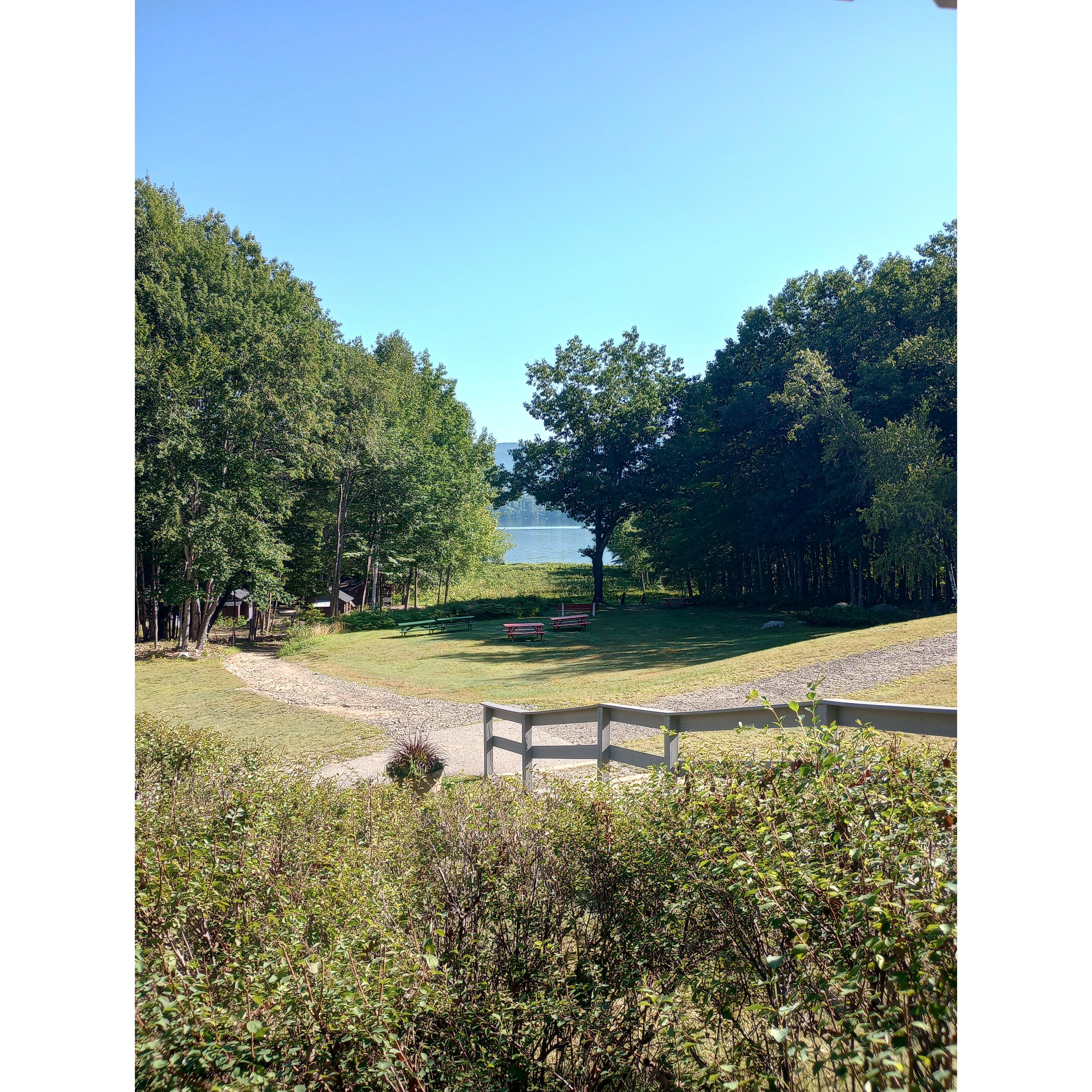 Walking from the Inn to the theater