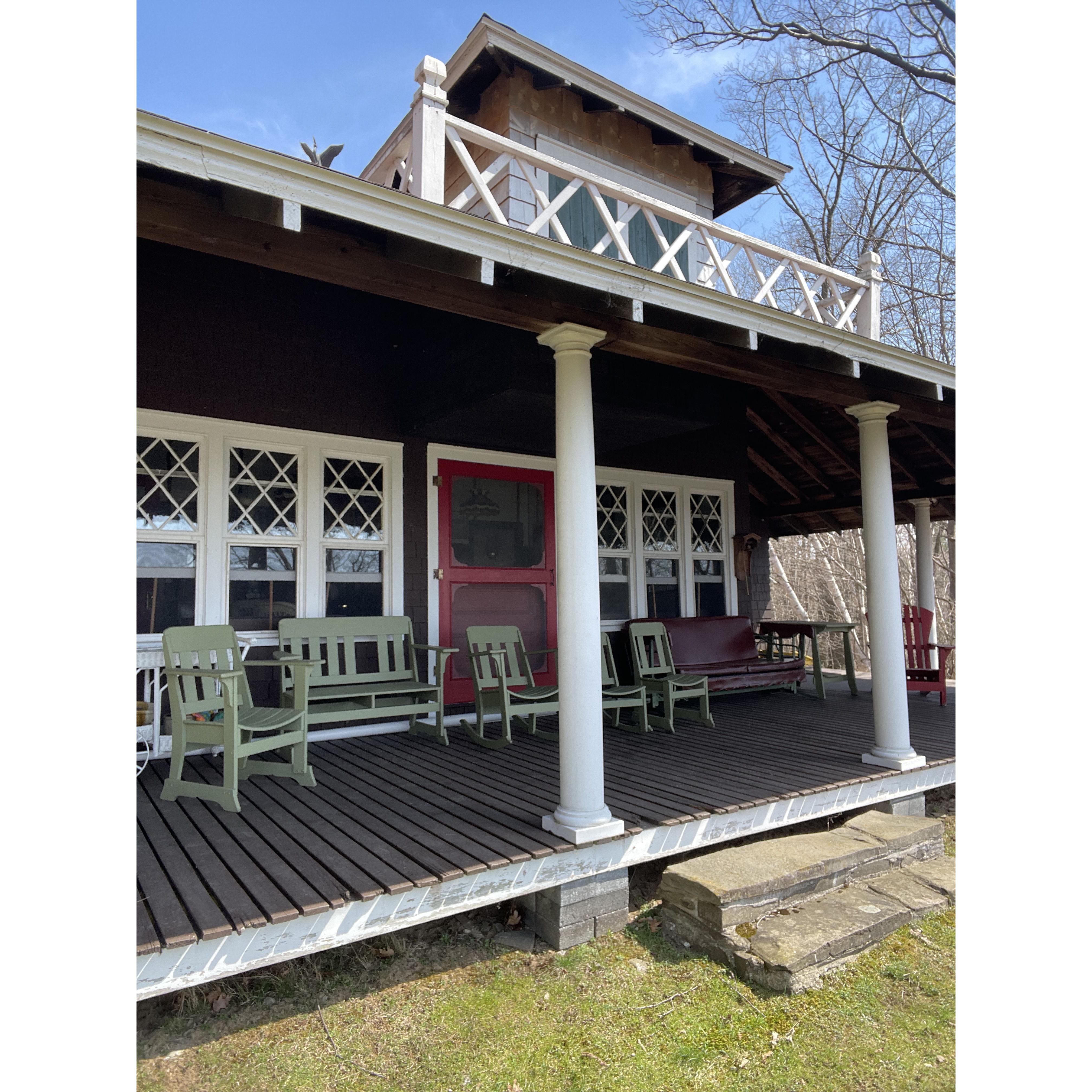 The Overlook has the best porch view around. Perfect for eating dinner and watching the sunset.
