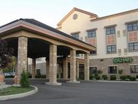 Olive's At Chautauqua Suites