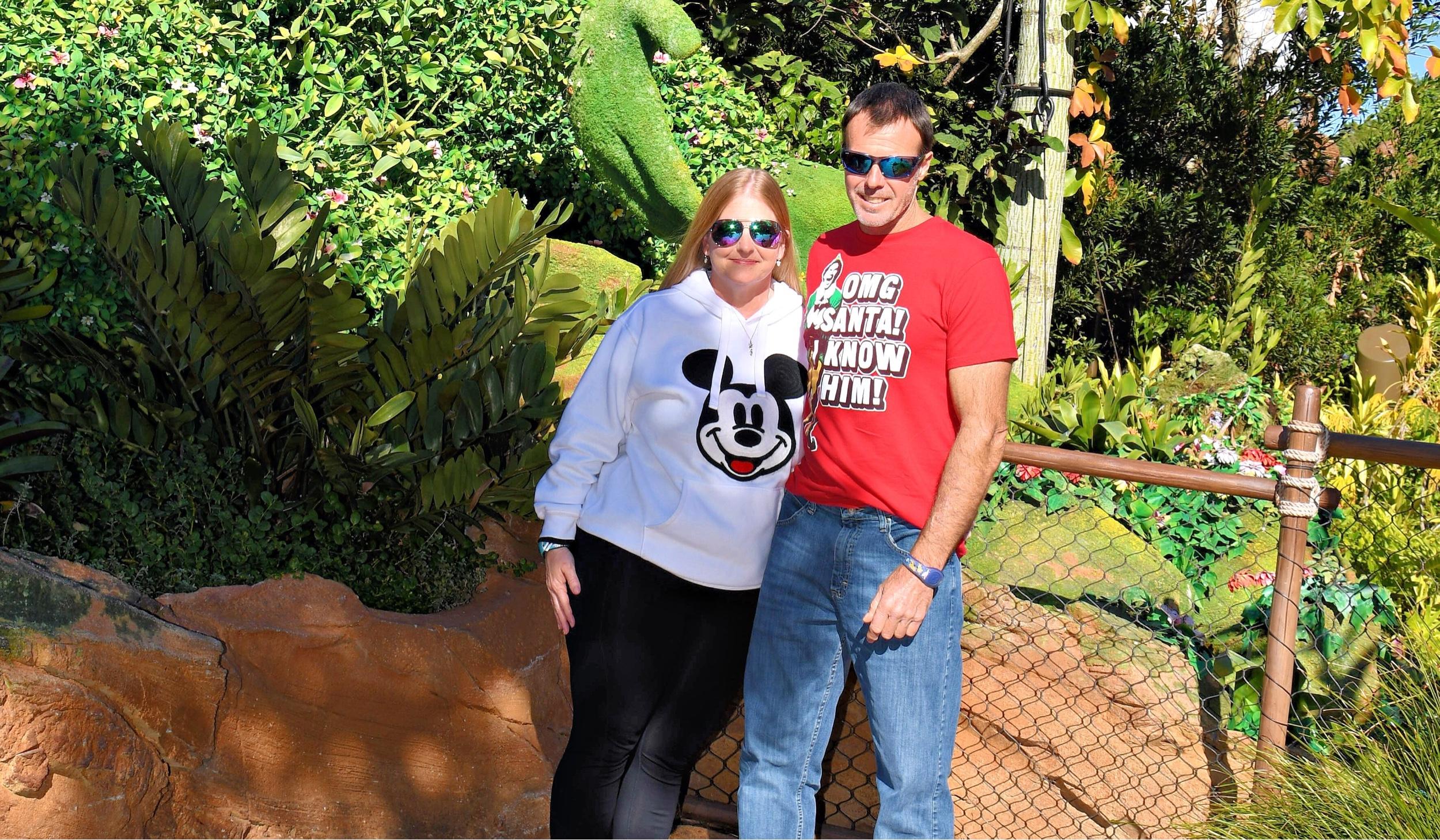 The Wedding Website of Lesli Sullivan and Walt Maige