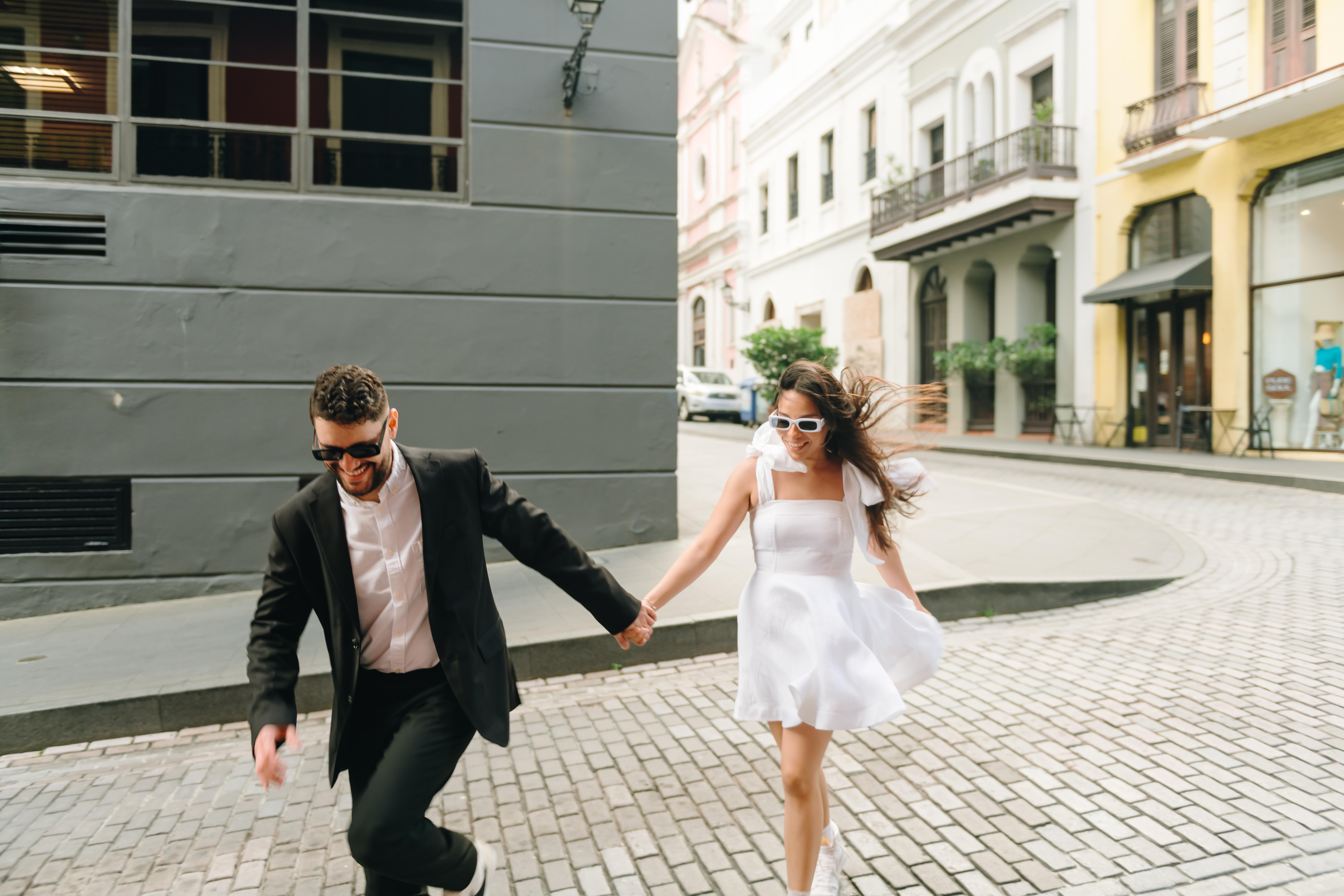 The Wedding Website of Ambar Aponte and Alejandro Hernández