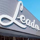 Leader
