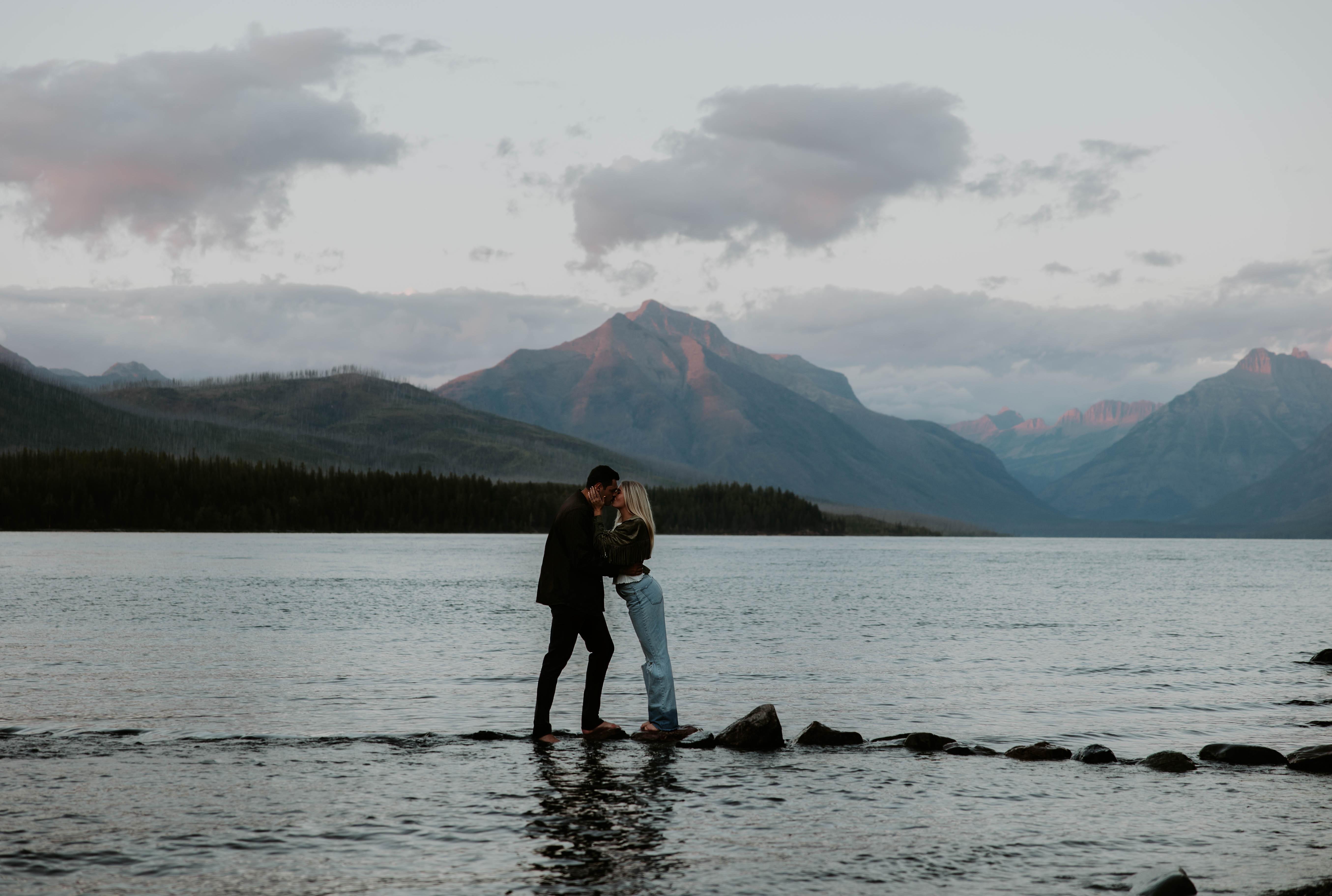 The Wedding Website of Madison Hunt and Robbie Glass