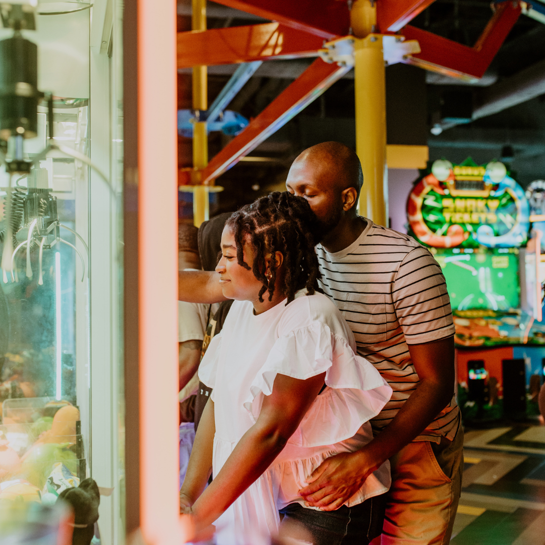 The Wedding Website of Ebony Marks and Wendel Pericles