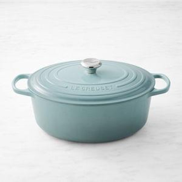 Cast Iron Dutch Oven Pot With Lid