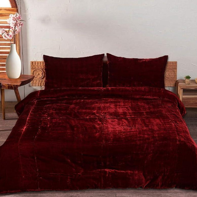 Sophia-Art 3 Pcs Ultra Luxury Rayon Velvet Bedding Boho Solid Duvet Cover UO Comforter Cover (Maroon, Queen 90"x90")