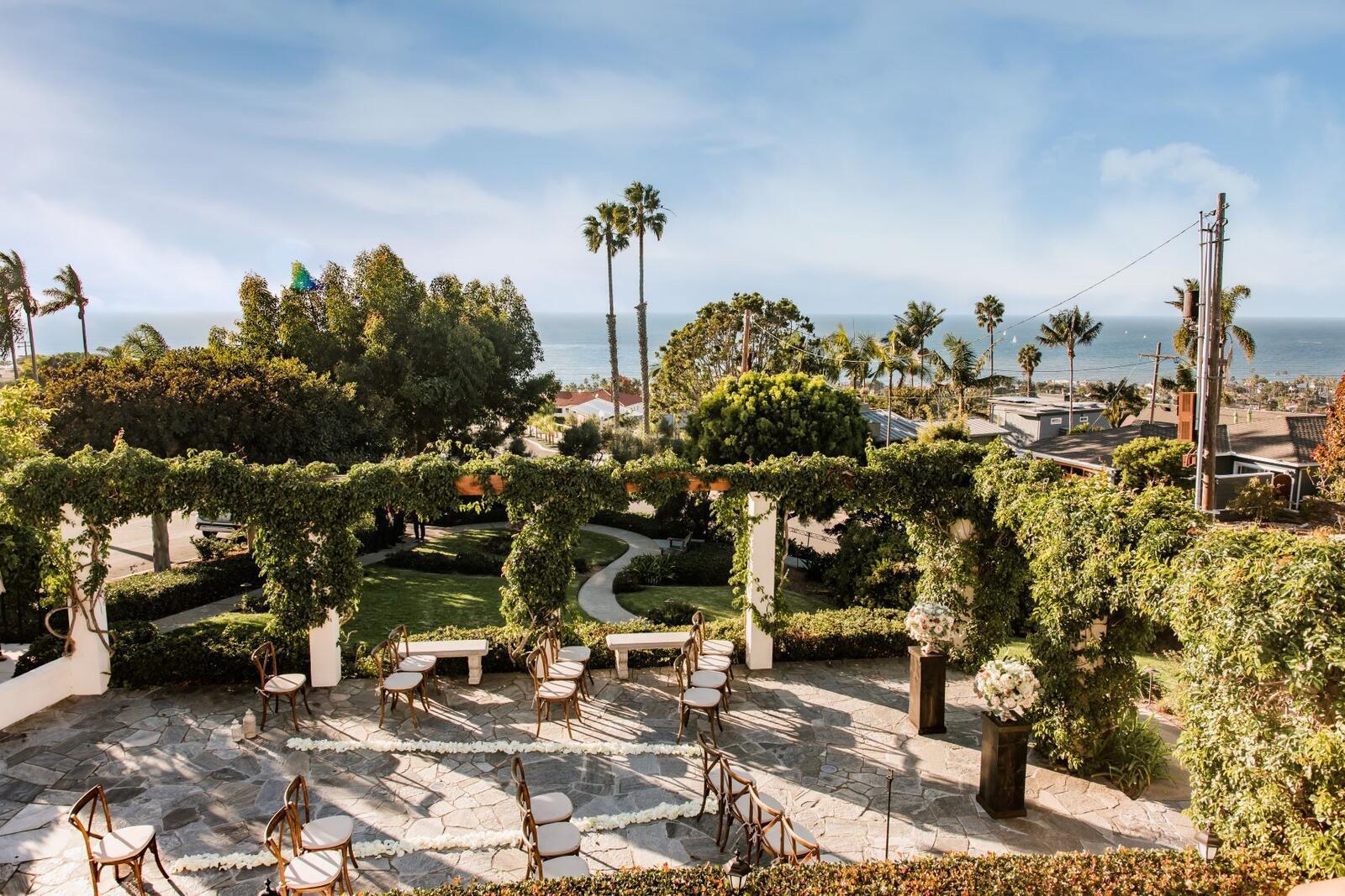 The Wedding Website of Brooklyn Simon and Cole Sadler