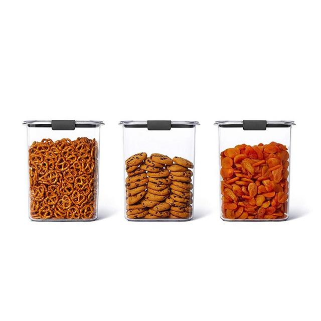 Rubbermaid Brilliance Plastic Food Storage Bulk Pantry Set of 3 Containers with Lids (6 Pieces Total), Dishwasher Safe, BPA-Free
