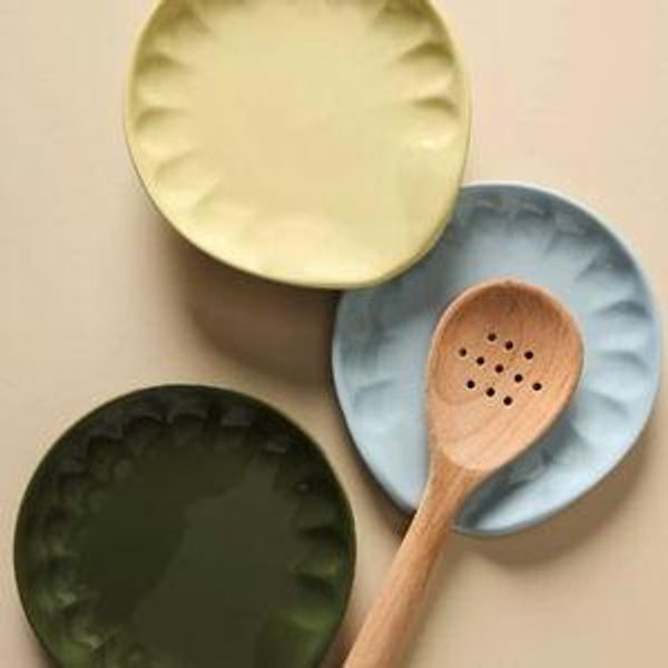 The Latte Stoneware Spoon Rest: Amelie Edition