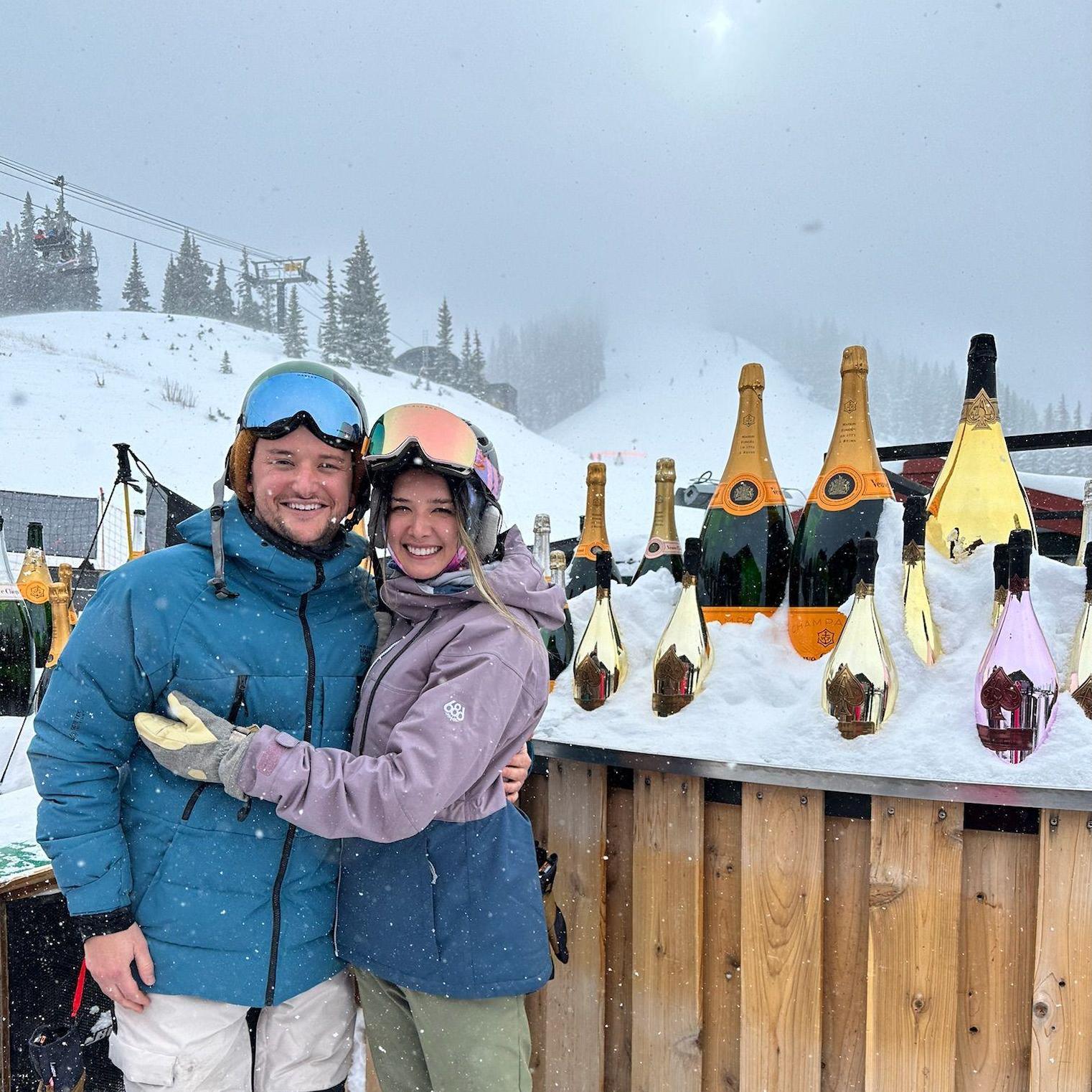 Hana’s 30th Birthday in Aspen, CO.

콜로라도주 애스펀에서 열린 하나 30번째 생일.