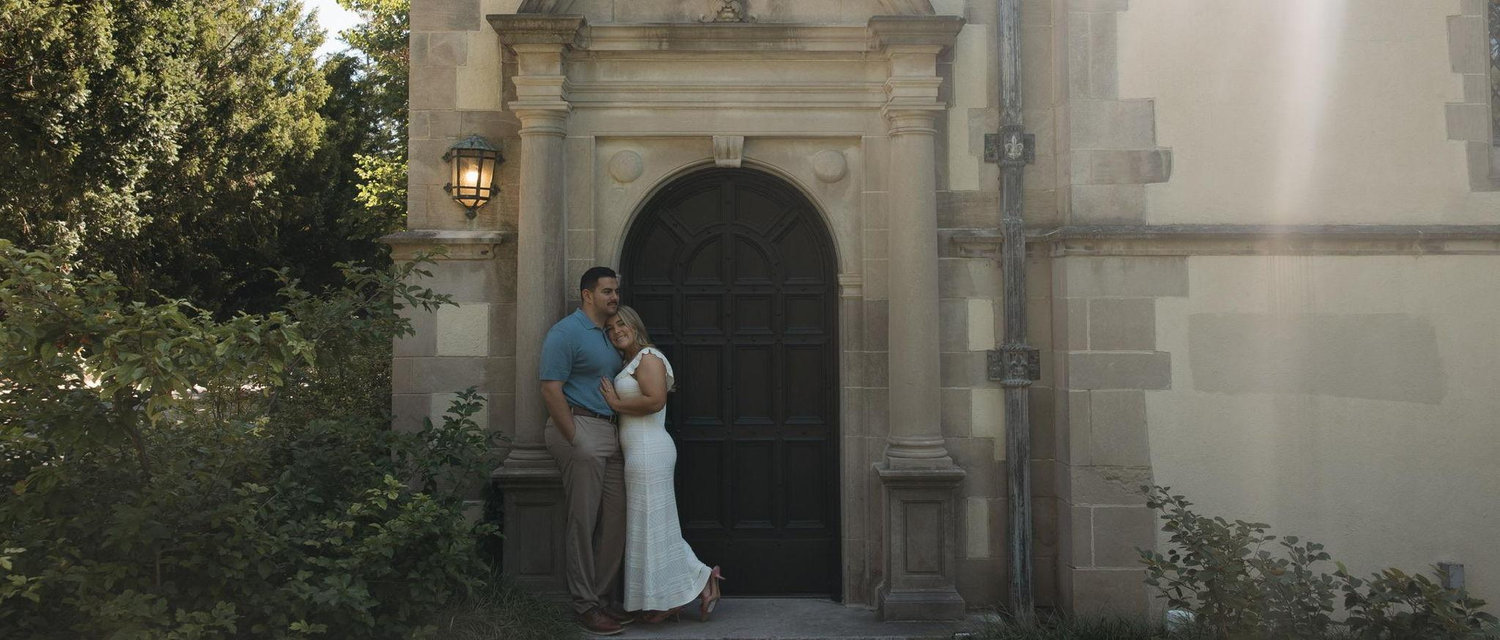 The Wedding Website of Rebecca Hamilton and Diego Ventura