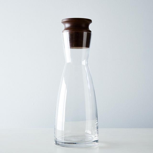 Liter Glass Carafe with Walnut Stopper