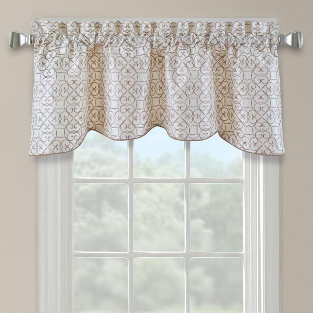 Darrow Embroidered Arch Scallop Valance in Ivory