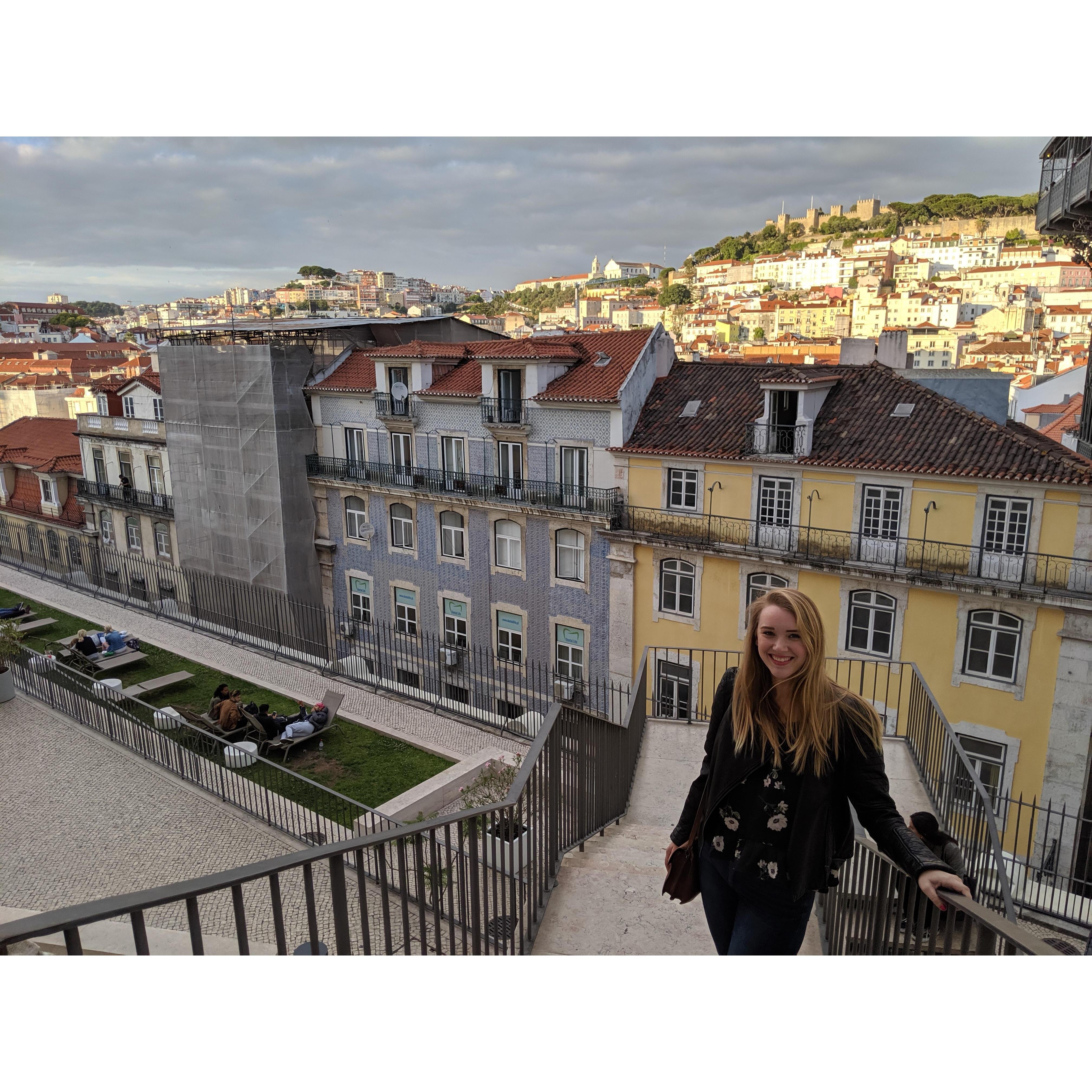 It seems you can't go anywhere that doesn't have a gorgeous view in Lisbon. Can you spot the castle?