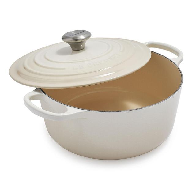 Le Creuset Signature Round Dutch Oven, 5.5 qt.