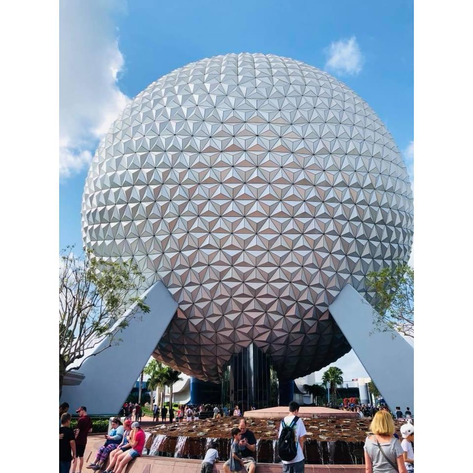 Epcot during my first trip to Disney World!