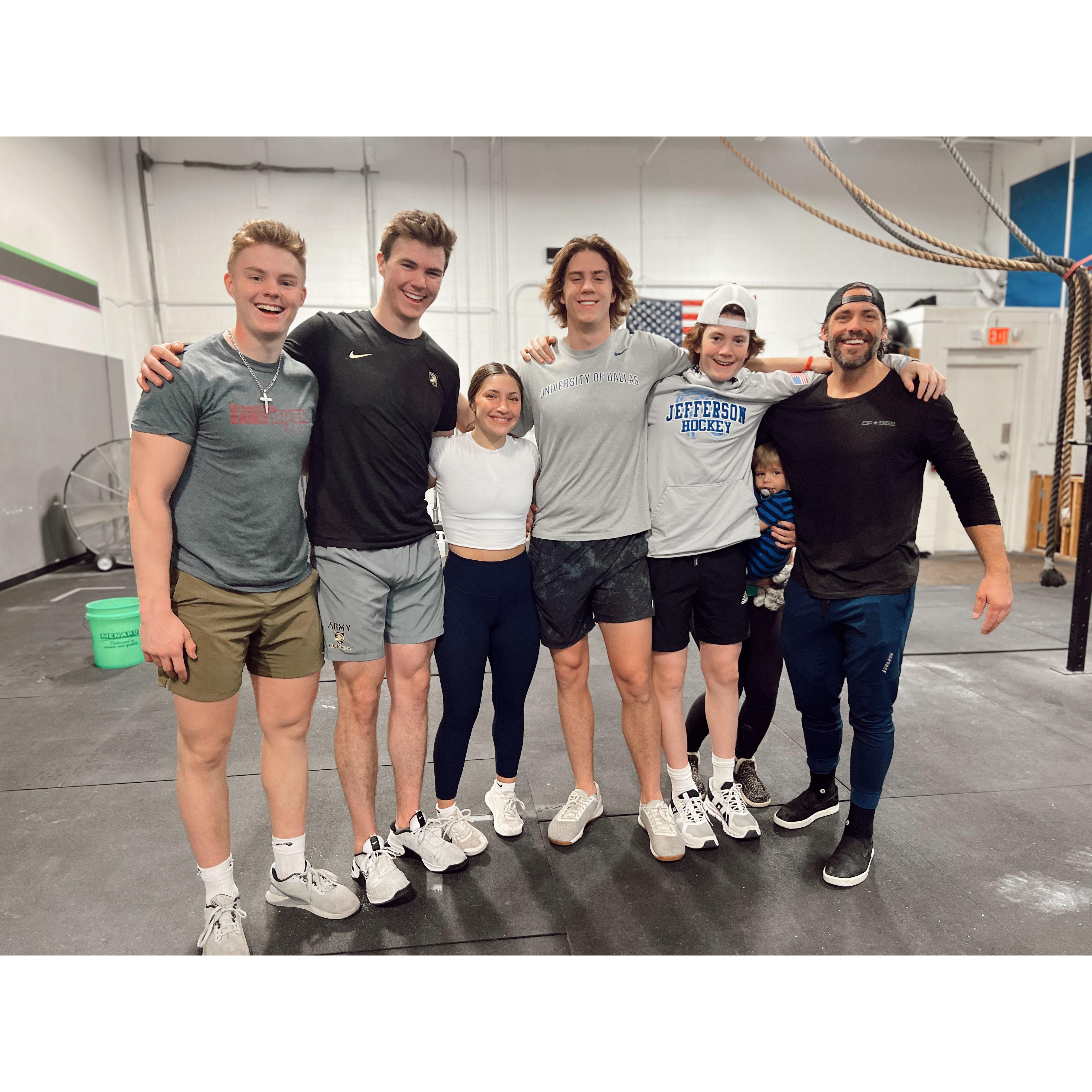 Shout out to crossfit 952