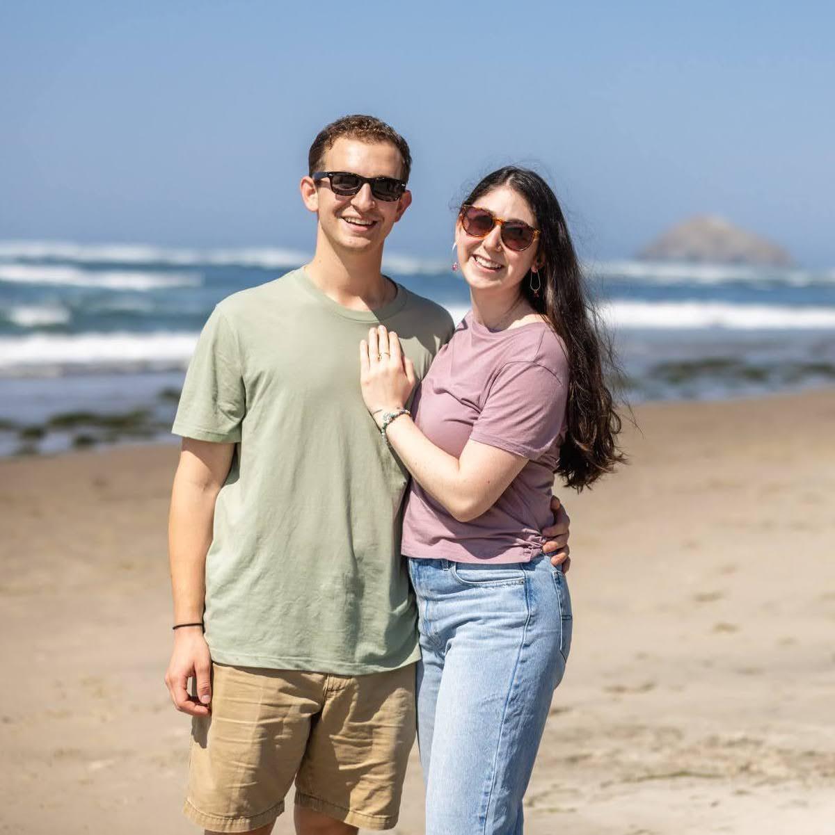 Family trip to the Oregon coast in September 2023. Celebrating Savta's 90th birthday!
