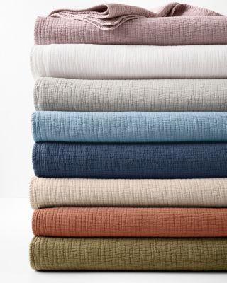 Isa Stonewashed Organic-Cotton Throw in Baked Clay