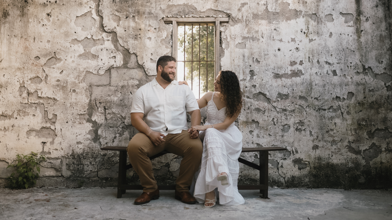 The Wedding Website of Fernanda Vázquez and Pedro Cantú