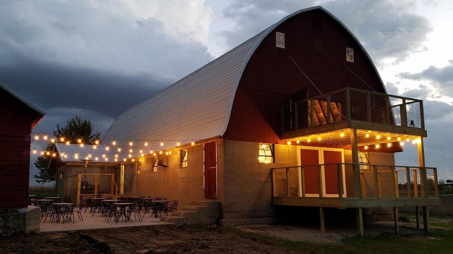 The Wedding Website of Courtney Vontalge and Tanner Vontalge