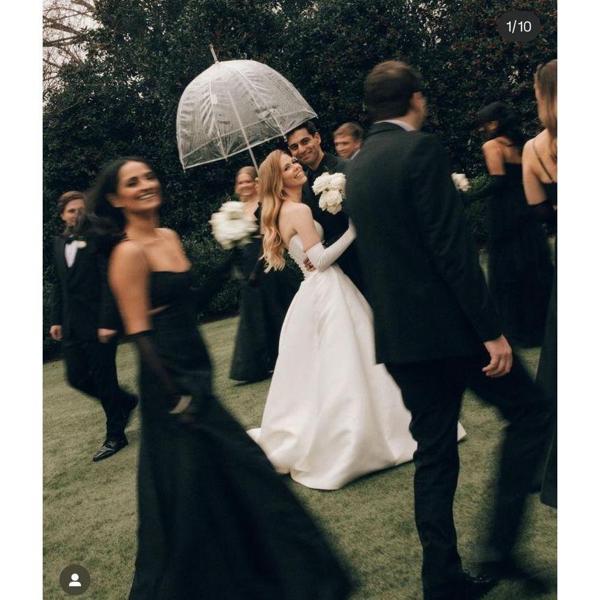 Romance in black and white – a stunning juxtaposition of timeless elegance and modern love.