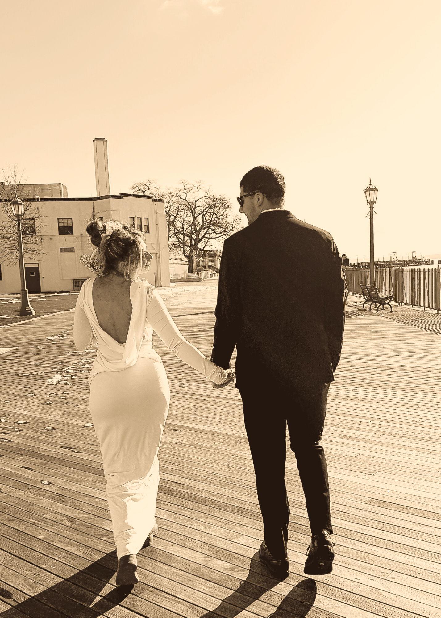 The Wedding Website of Hannah Abramson and Matthew Jereis