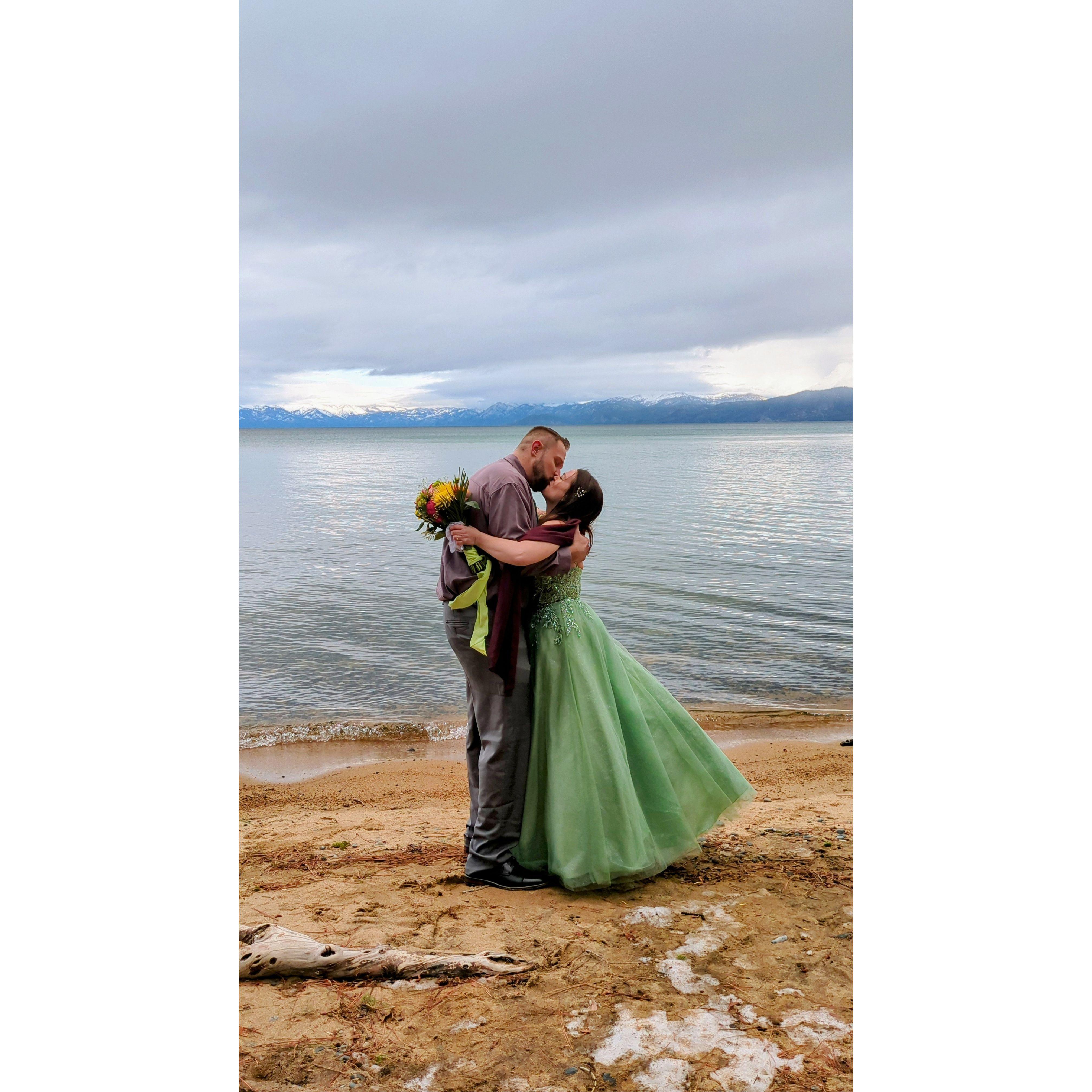 Kiss the bride!