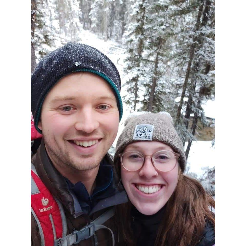hiking at upper kananaskis lake