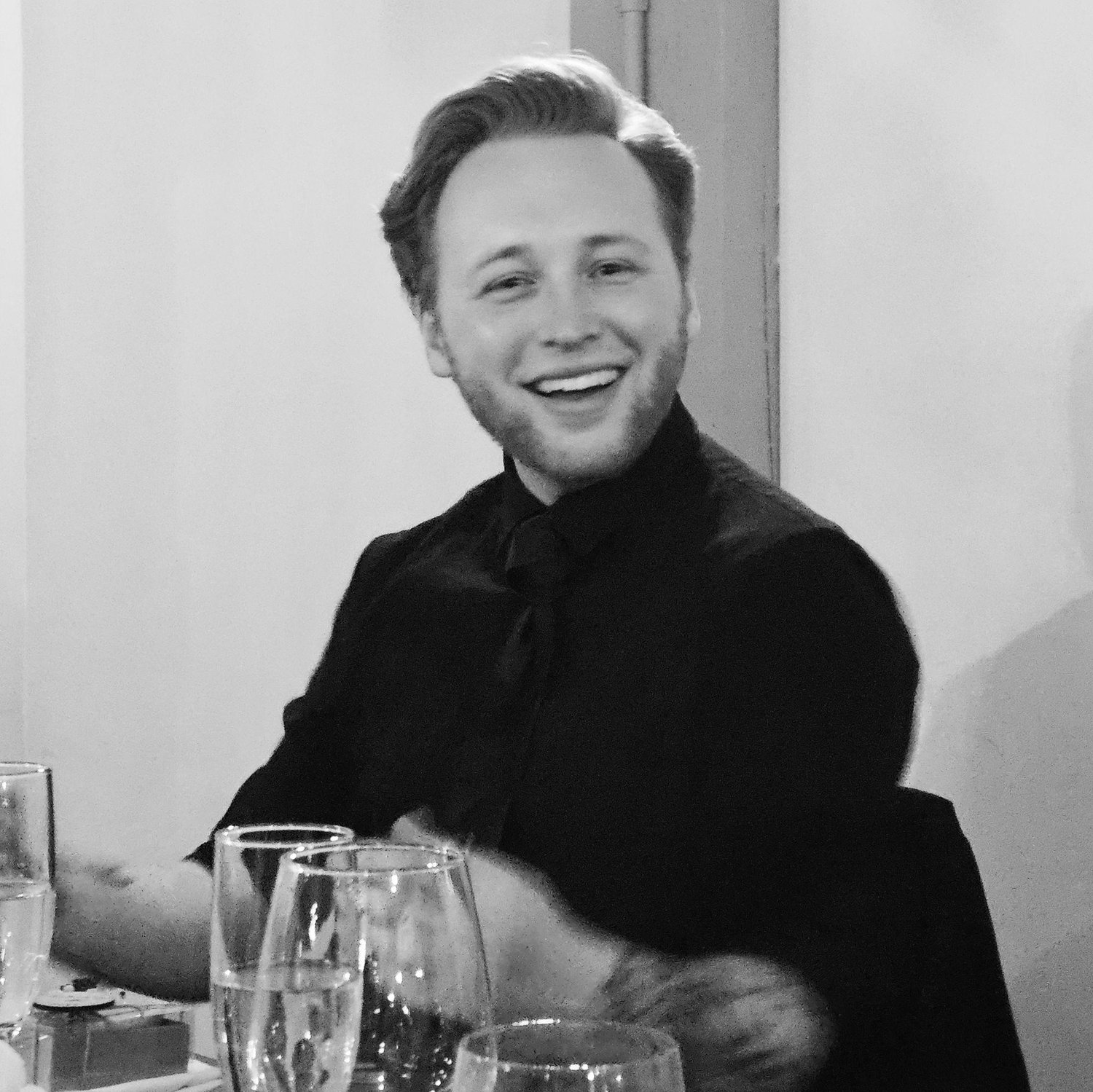 Rob, 5 drinks deep