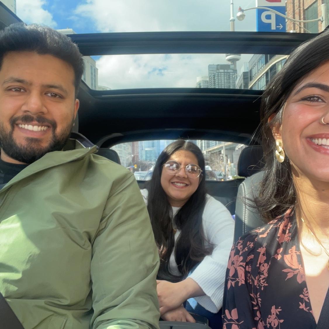 Piyush signed up for cruising, good tunes & the sister package deal 👯‍♀️