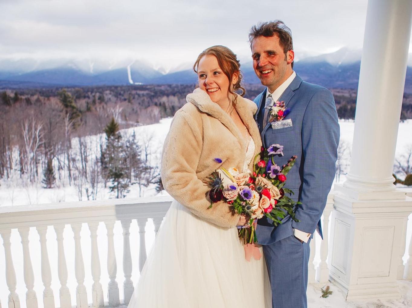 The Wedding Website of Kaileigh Sweeney and Howie Friant