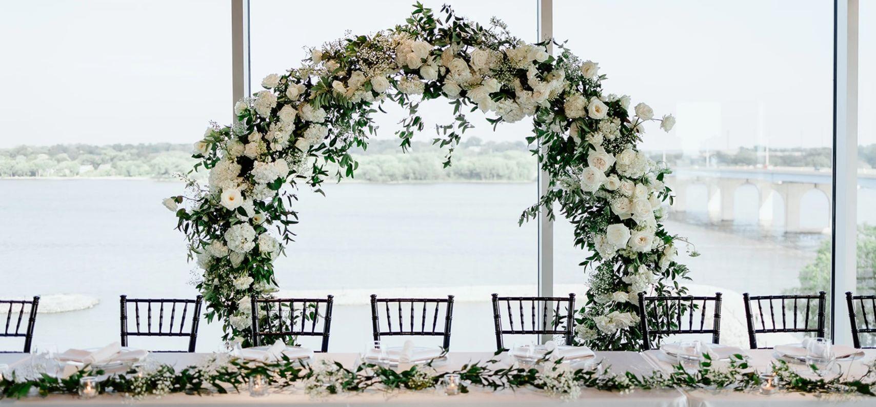 The Wedding Website of Ryley Roeser and Suzanna Bexell