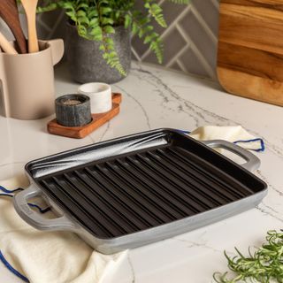 USA Enamel Grill Pan