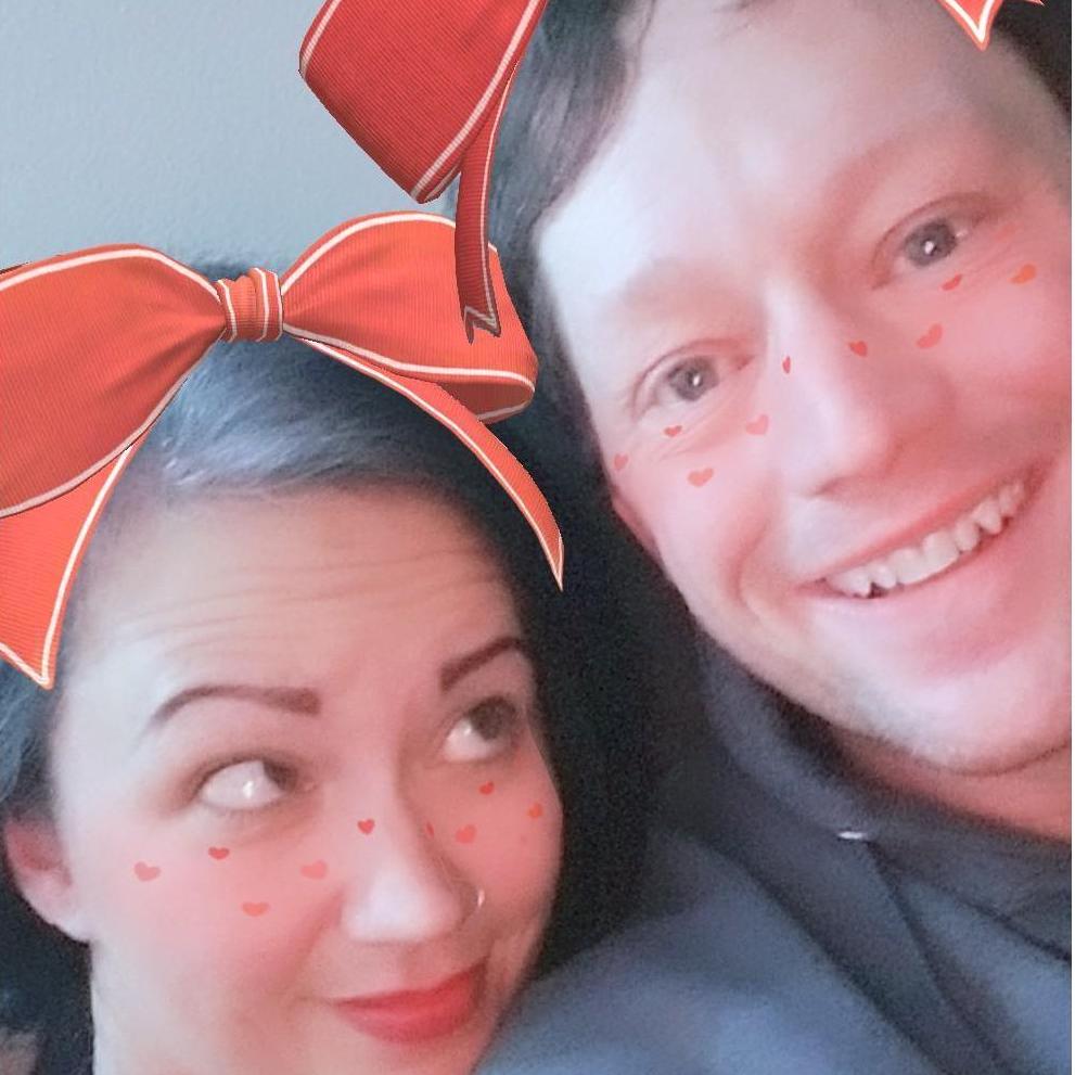 He looks SO HOT in a bow❤