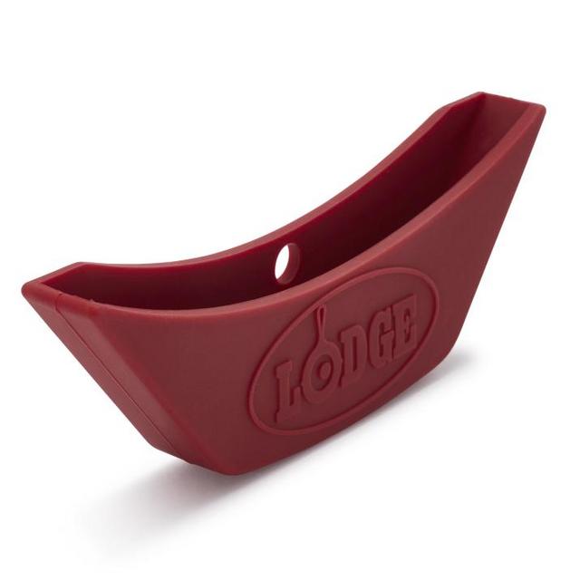 Lodge Red Silicone Assist Handle Holder