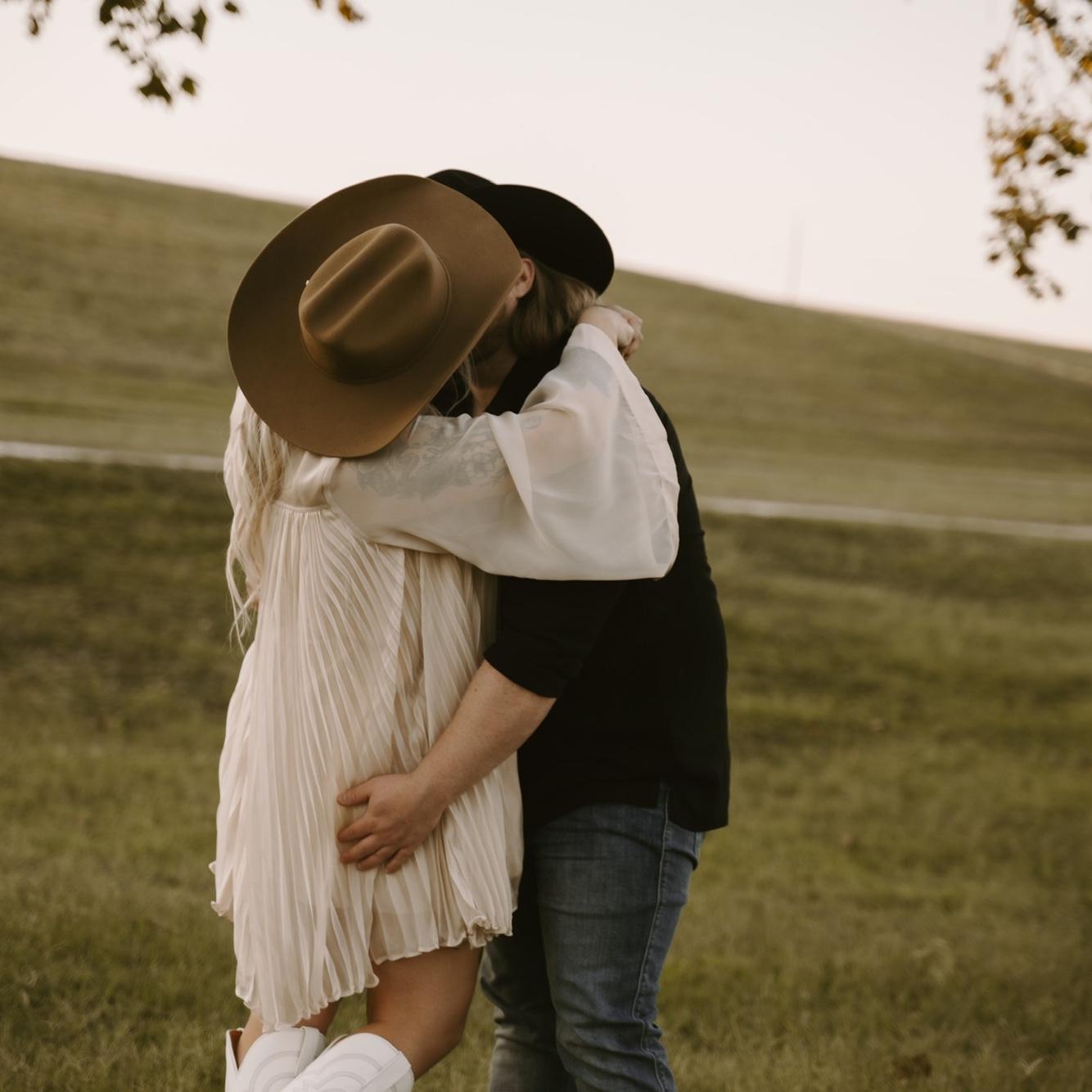 ENGAGEMENT PIC FUN!!