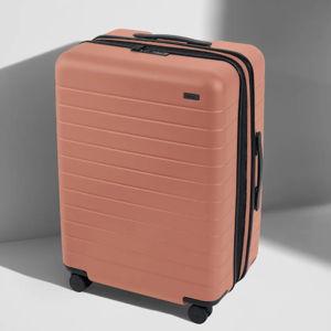 Away - The Medium Flex Suitcase - Pink