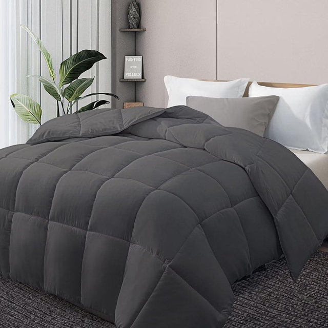 DOWNCOOL Comforters Oversize King Size, Dark Grey All Season Duvet Insert, Lightweight Quilt, Down Alternative Hotel Comforter with Corner Tabs (Dark Gray, Oversize King 116x98 Inches)