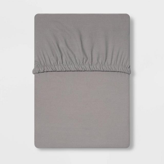 Queen 300 Thread Count Ultra Soft Fitted Sheet Gray - Threshold™
