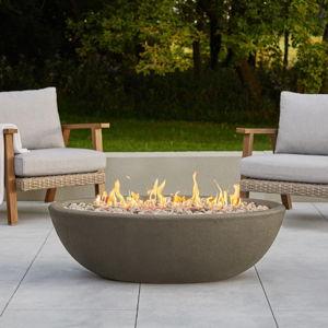 Outdoor fir pit