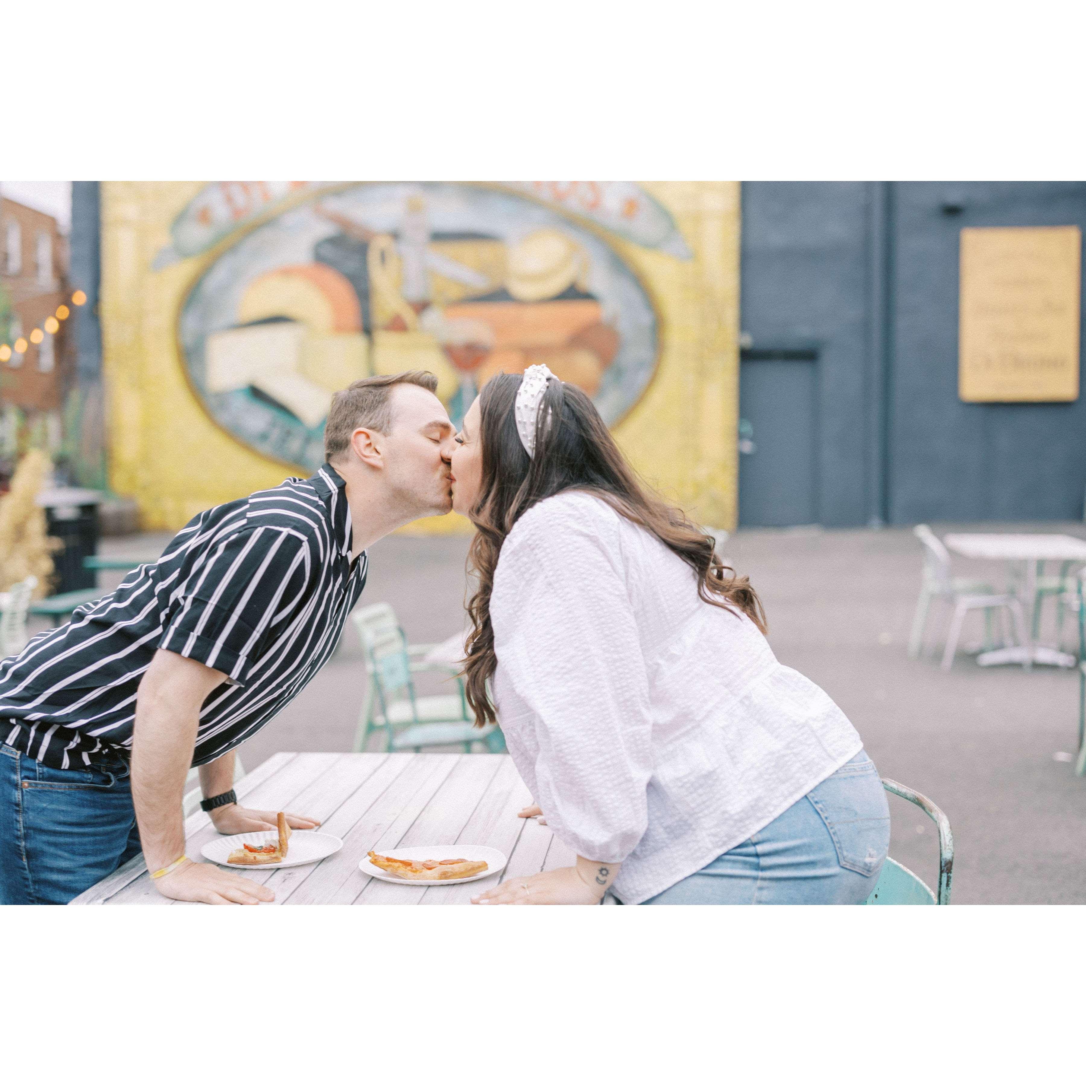 mmmm greasy kisses
