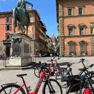 Two-hour bike rental in Lucca