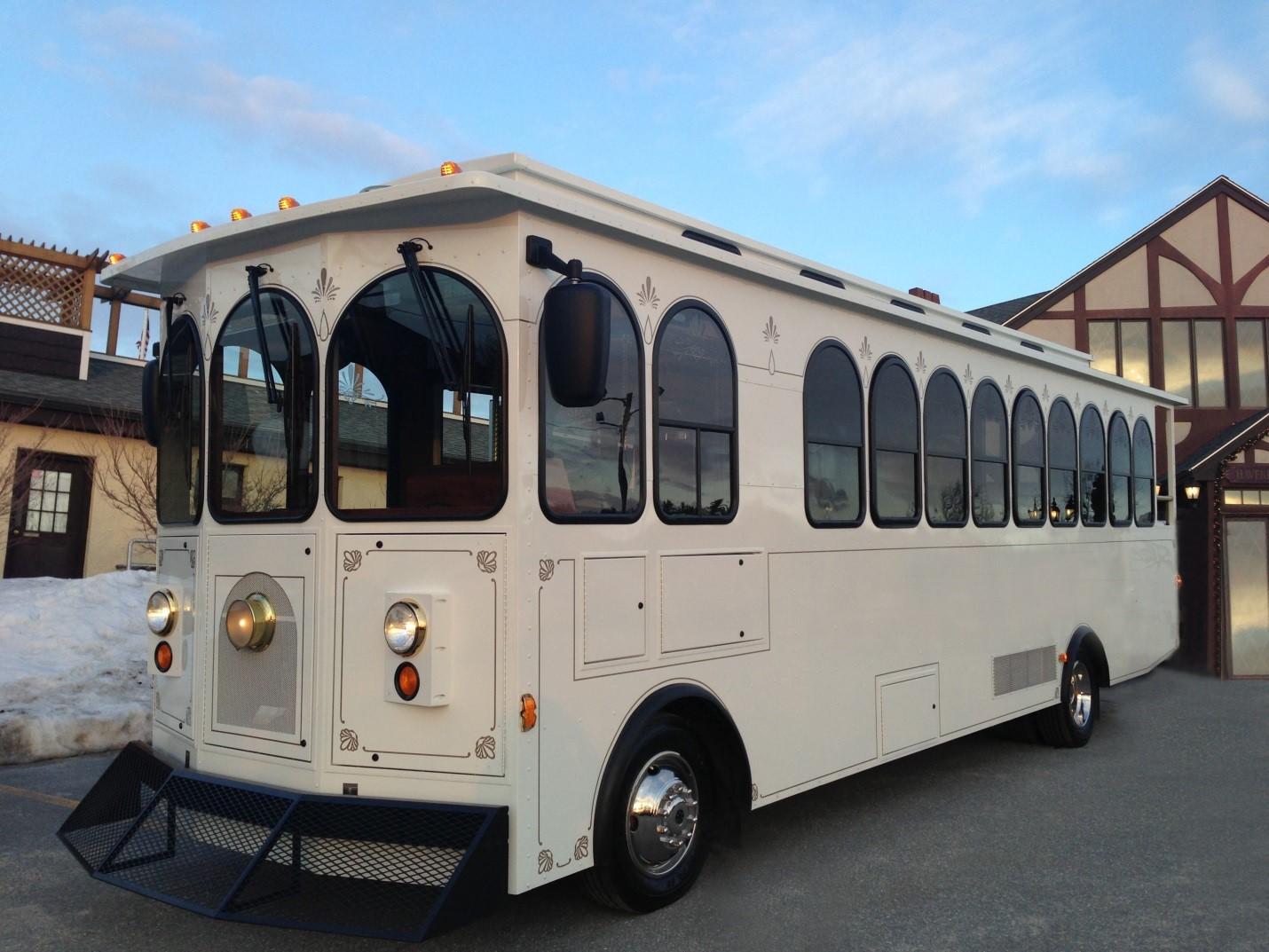 The Wedding Website of Danielle Fletcher and Trevor Paquet