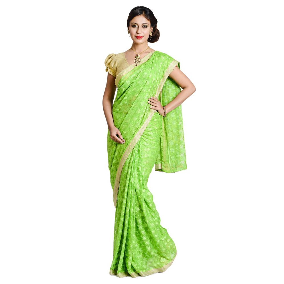 Sari/saree - the more traditional output for women at Indian events