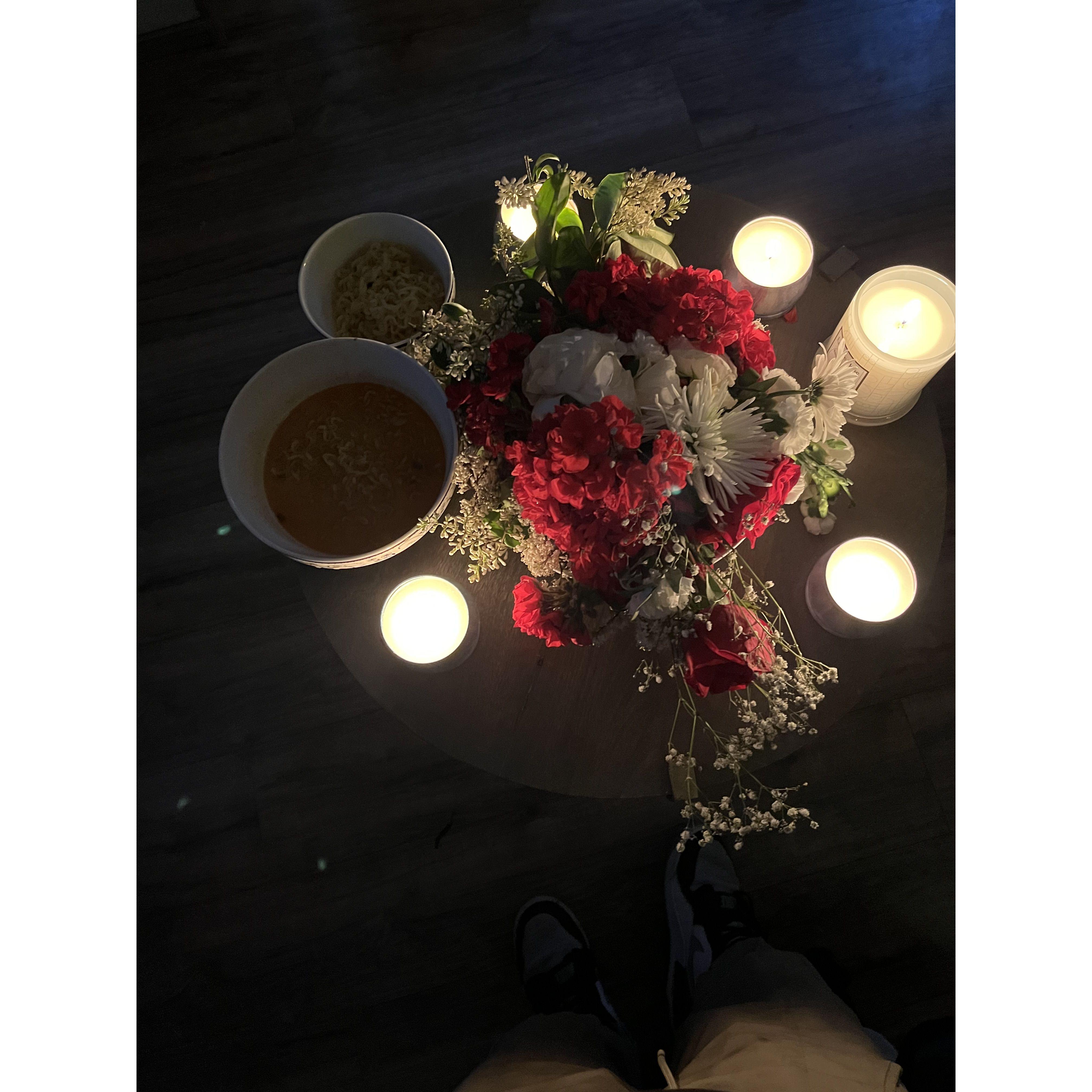 Tutu prepared a romantic dinner and we firstly to celebrate Bing's birthday together.